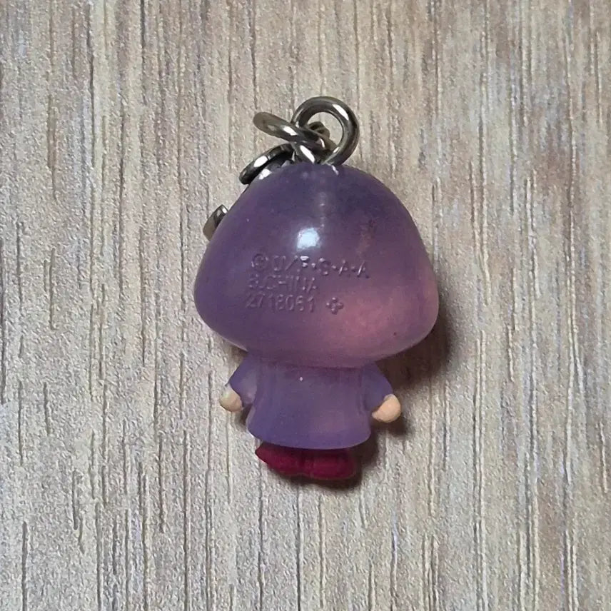 [BUNJANG] Crayon Shin-chan Gashapon Umbrella Suji Figure / 짱구는못말려 가챠 메지루시 우비 수지
