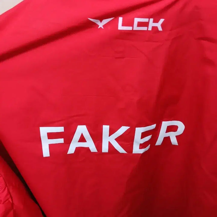 [BUNJANG] T1 2025 LCK Faker Marked Tomato Jacket (2XL) / T1 티원 2025 LCK 유니폼 토마토 자켓(페이커 마킹) 팝니다