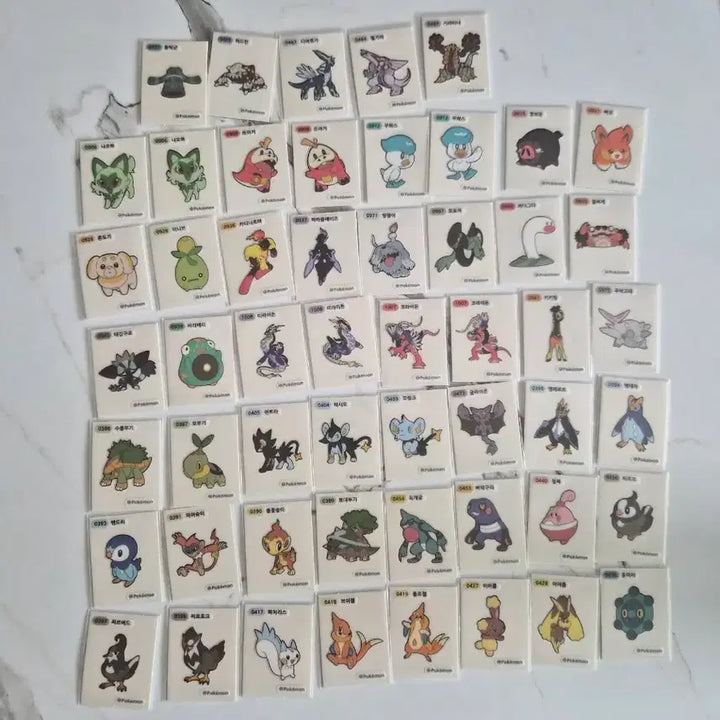 [BUNJANG] Pokemon &amp; Sanrio Sticker Bundle Set / 포켓몬띠부씰 4,9세대 53종이랑 산리오띠부씰일반씰 86장 일괄판매합니다
