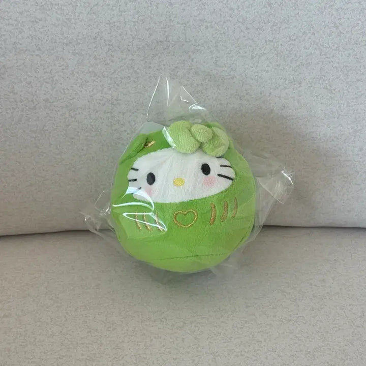 [BUNJANG] Hello Kitty Matcha Daruma Plush Keychain / 키티 말차 다루마 인형 키링
