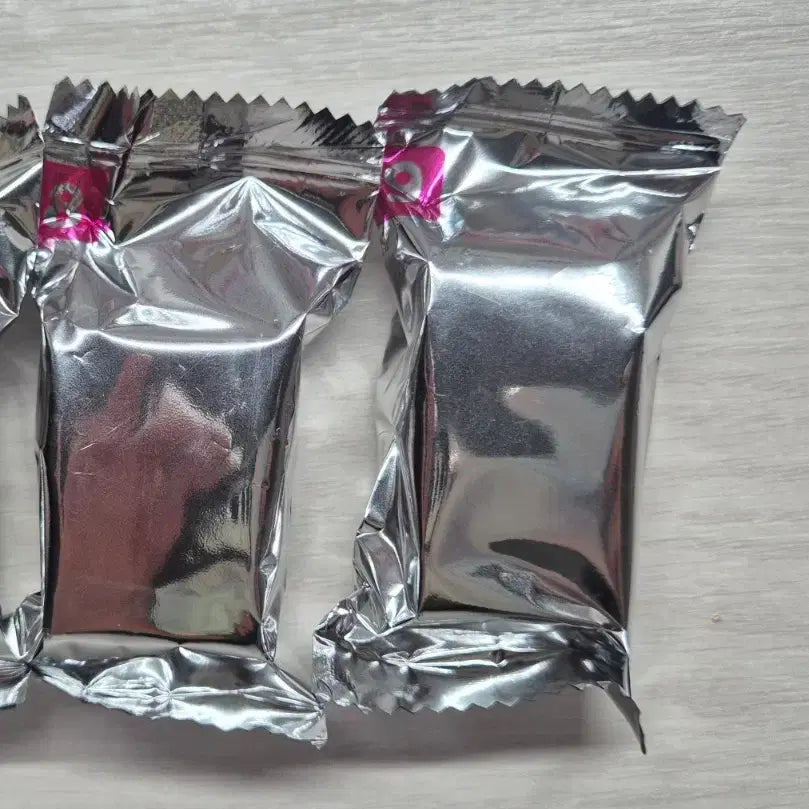 [BUNJANG] Chiikawa Choco Box Rice Grain Figure Kani / 치이카와 초코박스 쌀알 피규어 카니
