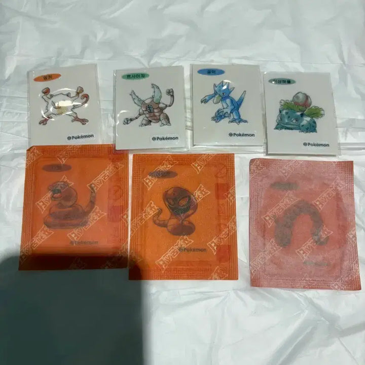 [BUNJANG] Pokemon 30th Anniversary Artwork Tteobbo Tteobbo Seal / 포켓몬 30주년 아트웍 띠부띠부씰 판매합니다