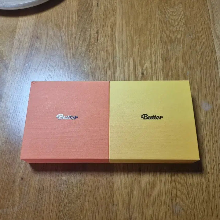 [BUNJANG] BTS Butter Album Cream + Peaches 2-Set / BTS Butter 앨범 Cream + Peaches 2종 세트 (구성품