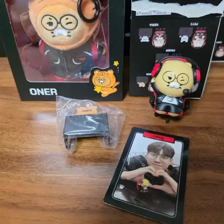 [BUNJANG] T1 Chunsiki Doll + 2 Figure Set / T1 티원 오너 춘식이 인형 + 랜덤 피규어 / 일괄 판매 / 오식이