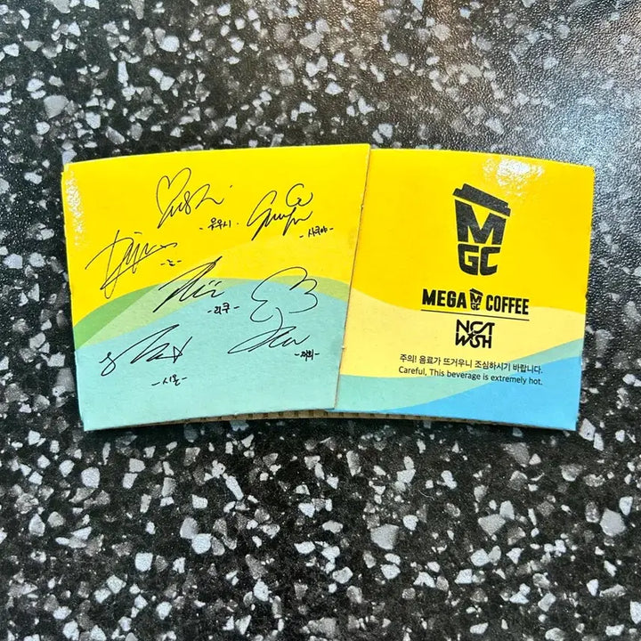 [BUNJANG] NCT Wish Group Cup Holder / 앤시티 위시 단체 컵홀더