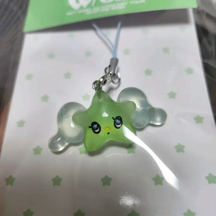 [SOLD OUT] [BUNJANG] NCT WISH "Wi-Chu" Glow-in-the-Dark Keyring (Sealed) / [미개봉 최저가]NCT WISH 위츄 야광 키링