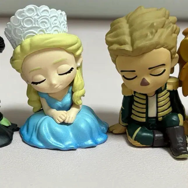 [BUNJANG] Wicked Figures Set of 4 / 위키드 피규어 4종 세트
