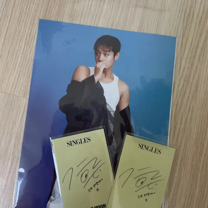 [BUNJANG] Park Ji Hoon Japan Singles Postcard Photocard Bundle Set / 박지훈 싱글즈 제펜 엽서,포카 판매