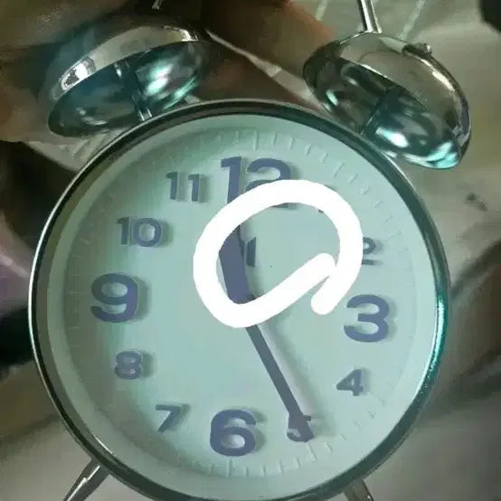 [BUNJANG] BTS Purple Desk Clock / 방탄소년단 BTS 보라색 탁상 시계