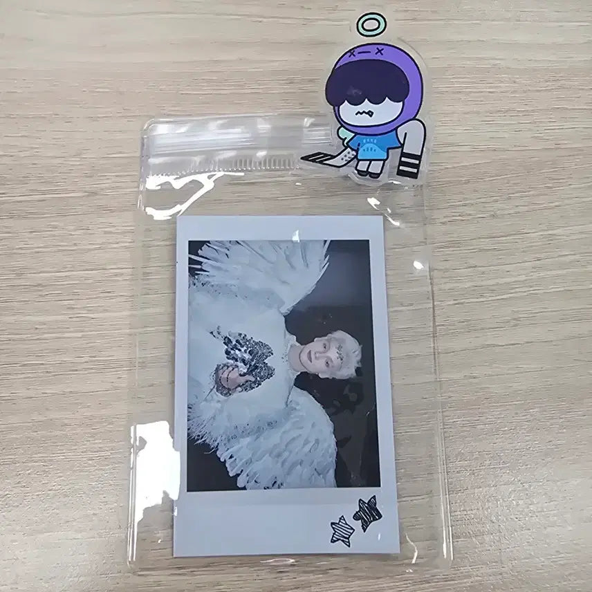 [BUNJANG] TXT Huening Kai Hmmm Ring Studio Photocard / 투바투 휴닝카이 흠냐링 공방 포카