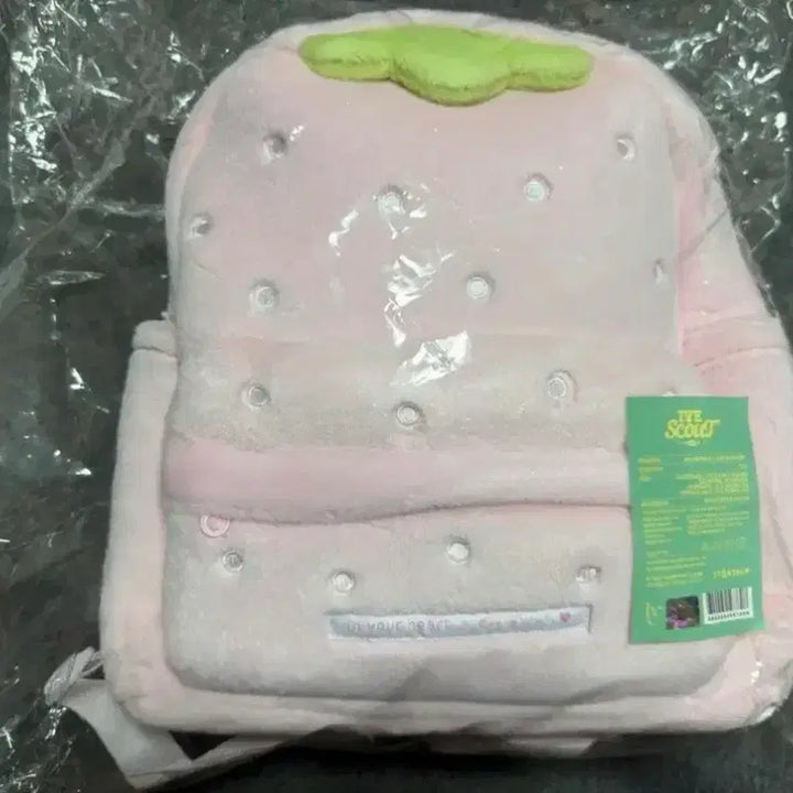 [BUNJANG] IVE Rei Strawberry Bag / 아이브 팬콘 MD 레이 딸기 가방
