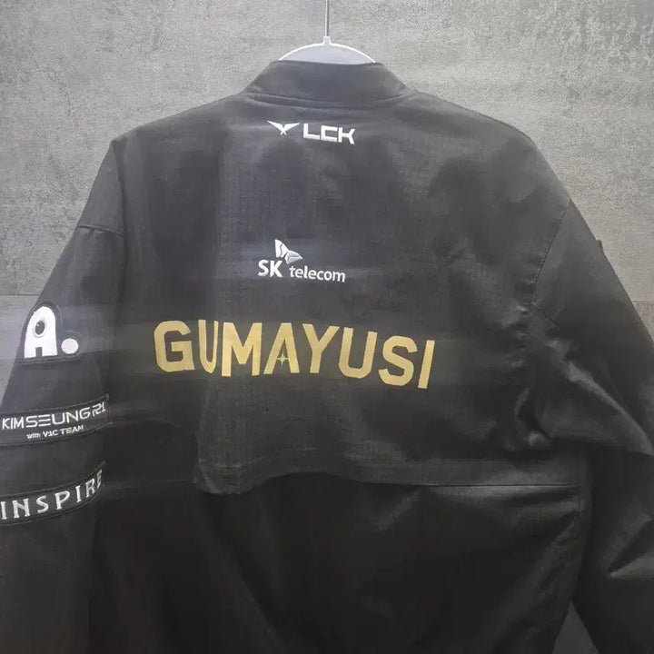 [BUNJANG] T1 2025 Worlds Gumayusi Uniform Jacket XL / 2025 T1 월즈 구마유시 유니폼 자켓 XL