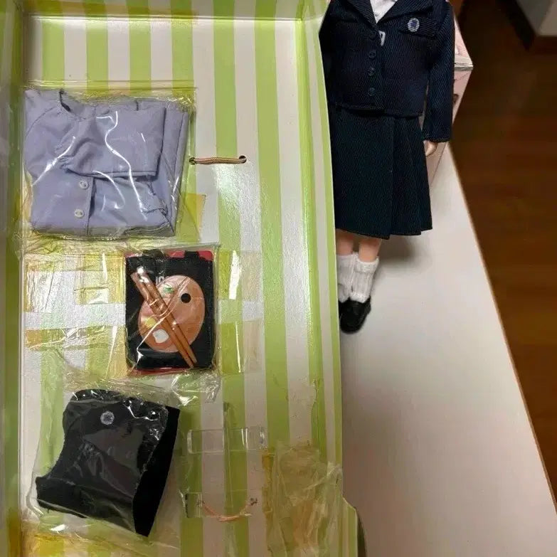 [BUNJANG] Takara Rika Doll (Rika Castle Style) / 미술부 구 타카라 리카 인형 (리카캐슬스타일)
