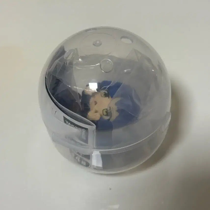[BUNJANG] Bocchi the Rock! Ryo Yamada Sleeping Gacha Figure / 봇치 더 록 야마다 료 꽈당 가챠 피규어