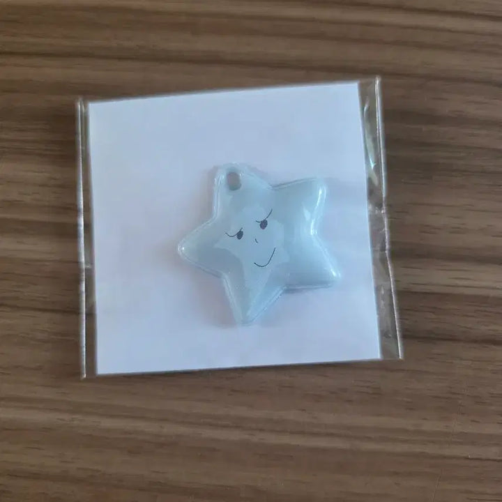 [BUNJANG] NCT WISH Yushi Star Keychain / 엔시티위시 유우시 별키링 양도