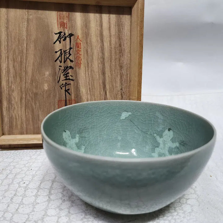 [BUNJANG] Haegang Yugeunhyung Celadon Boy Pattern Tea Bowl / 해강 유근형 청자 동자문 다완 도자기 말찻잔