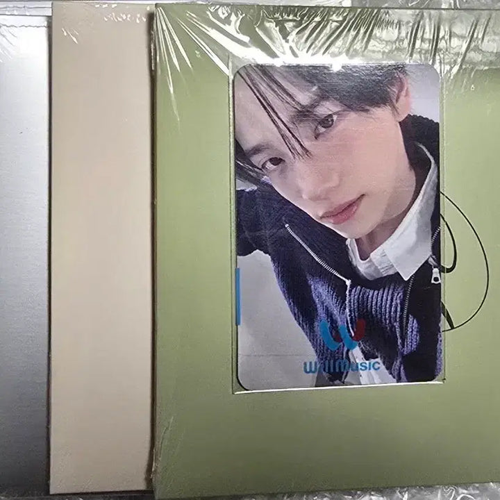[BUNJANG] Shin Yu Will Music POB + Compact Album Set / 신유 윌뮤직 특전+컴팩트 허쉬 1장