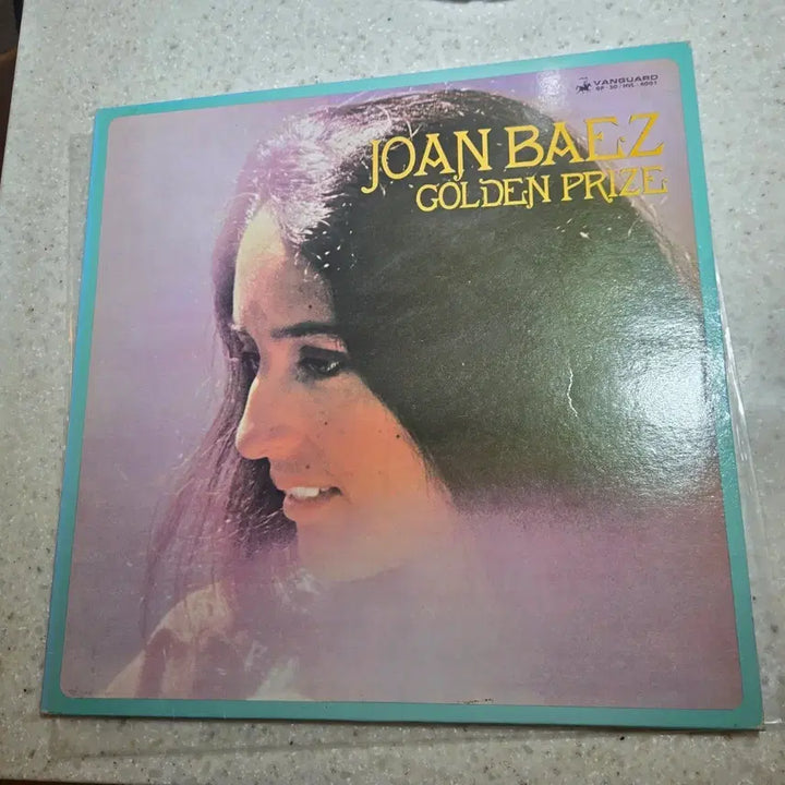[BUNJANG] Joan Baez Golden Prize LP / 조안바에즈 LP - Golden Prize
