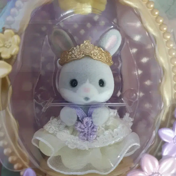 [BUNJANG] Sylvanian Families Fluffy Rabbit Floral Egg Unsealed / 실바니안 패밀리 솜토끼 플로랄 에그 계란 미개봉