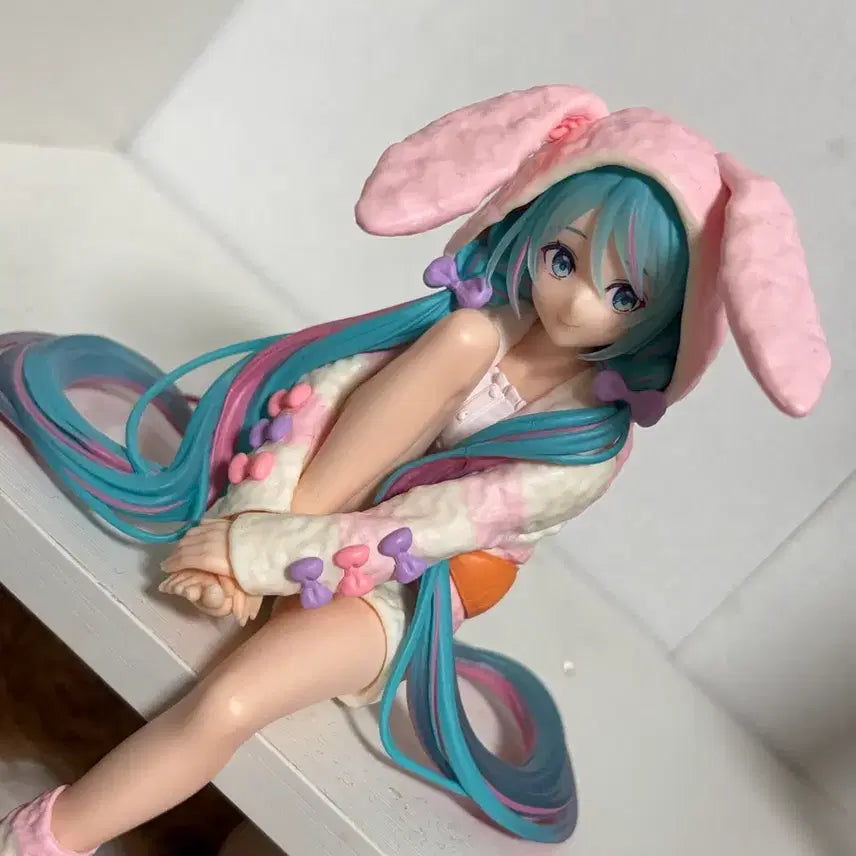[BUNJANG] Hatsune Miku Rabbit Pajamas Noodle Stopper Figure (Box Included) / 하츠네미쿠 파자마 토끼 누들스토퍼 피규어(박스 O)