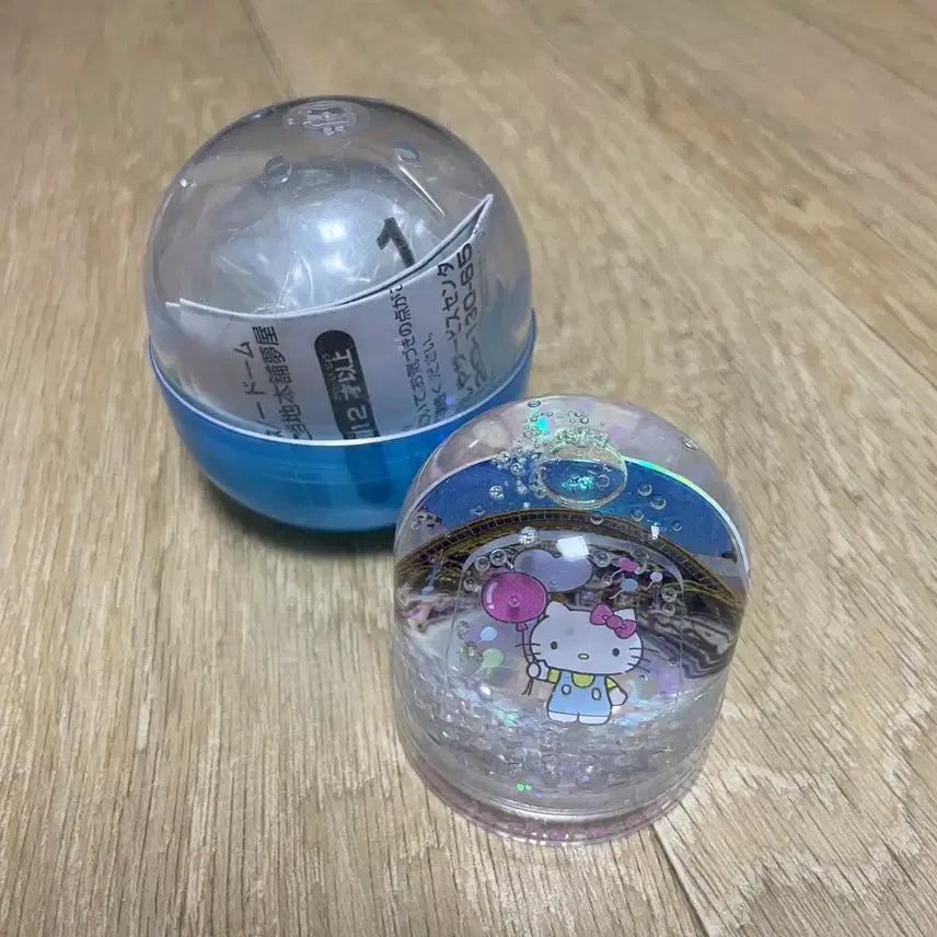 [BUNJANG] Sanrio Sanrio Characters Snow Globe Gacha Hello Kitty Set / 산리오 산리오캐릭터즈 스노우돔 가챠_헬로키티