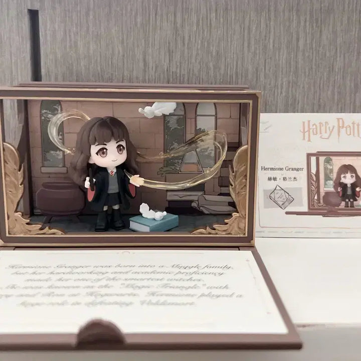 [BUNJANG] Pop Mart Harry Potter Hermione Diorama / 팝마트 해리포터 디오라마 헤르미온느 양도합니다