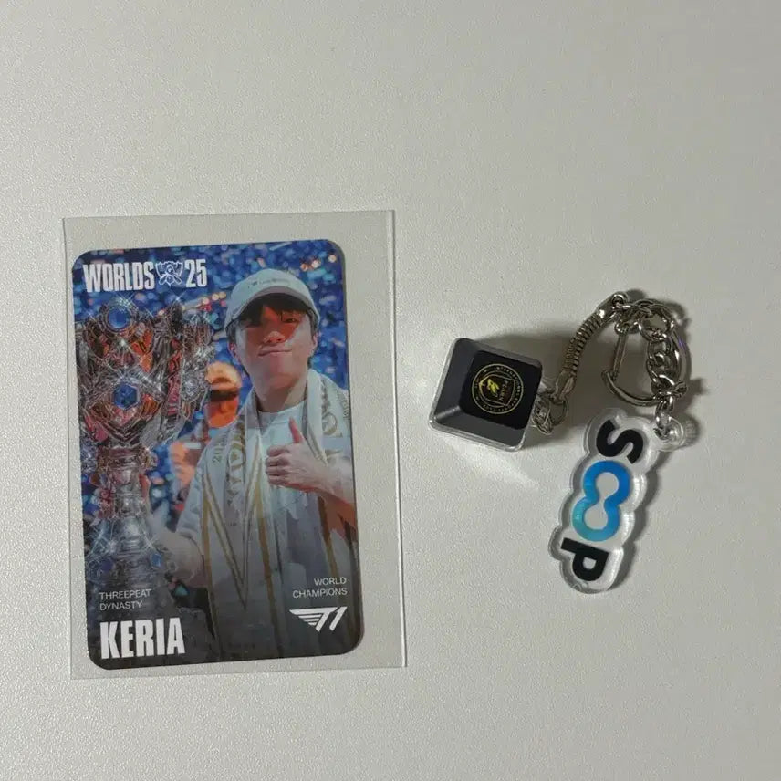 [BUNJANG] T1 Faker Keria Worlds 2023 Champion Photocard / Worlds 티원 T1 케리아 월즈 우승 msi 포카