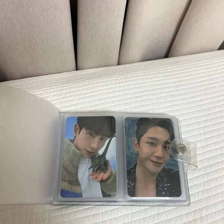 [BUNJANG] Jeong Hae In Photocard Holder + Official Photocard Bundle Set / 정해인 포카홀더+공식포카,팬미팅 포카등 정품포카 일괄