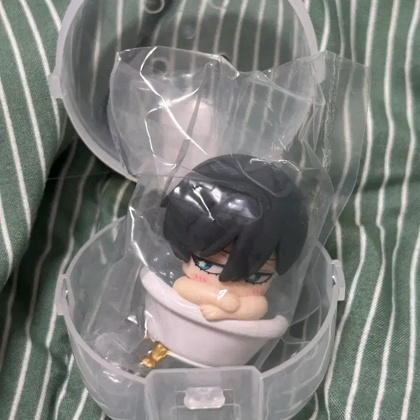 [BUNJANG] Blue Lock Rin Itoshi Bath Figure Gacha / 블루록 이토시린 욕조 피규어 가챠