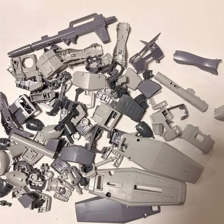 [BUNJANG] Master Grade (MG) White Dingo Unit Limited Edition Gunpla Kit / [MG]건프라 클럽G 화이트 딩고소대 한정판+한정판 정크