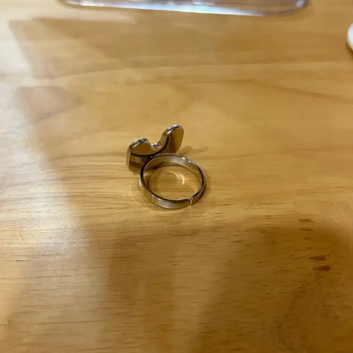 [BUNJANG] NewJeans Minji MJ Initial Ring / 뉴진스 민지 반지