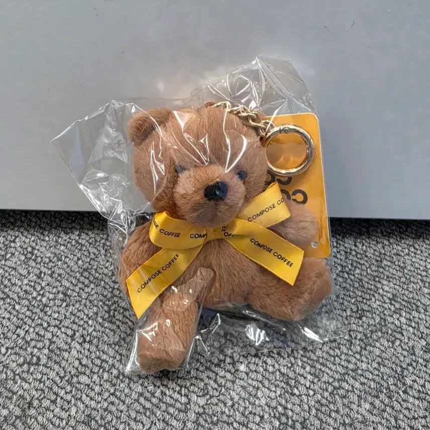 [BUNJANG] BTS V Composit Coffee Hanmogom Bear Plush Keychain / (새상품) BTS 방탄 뷔 컴포즈 한모곰 곰인형 키링