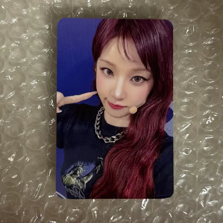 [BUNJANG] G)I-DLE Gimme Dat Love WE MADE Makestar Lucky Draw Yuqi Photocard / 아이들 Gimme Dat Love WE MADE 메이크스타 우기 포카
