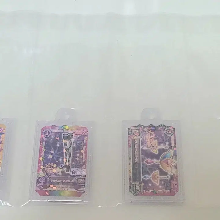 [BUNJANG] Aikatsu! Stars! Yurika Yūki Acrylic Charm Gacha / 아이카츠 아이엠스타 트라이스타 유리 유리카 아크릴 챰 가챠