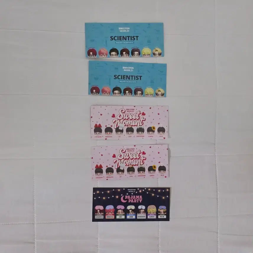 [BUNJANG] ENHYPEN Niki World Ver. Concept Photocard + Sticker Set / [니키] 엔하이픈 월드 ver.(컨셉포터+스티커)