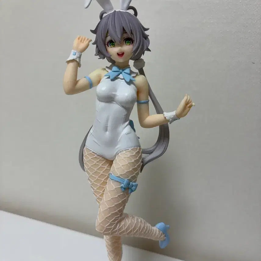 [BUNJANG] Luotianyi Bunny Girl Figure / 뤄톈이 바니걸 피규어