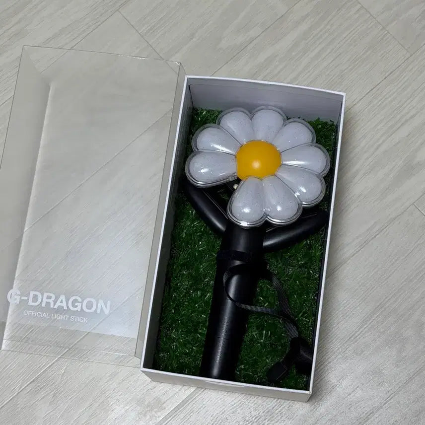 [BUNJANG] G-Dragon Daisy Bong Lightstick / 지드래곤 응원봉 데이지봉