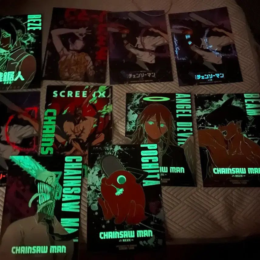 [BUNJANG] Chainsaw Man Taiwanese Poster Bundle Set / (즉입 27)체인소맨 대만 포스터 일괄