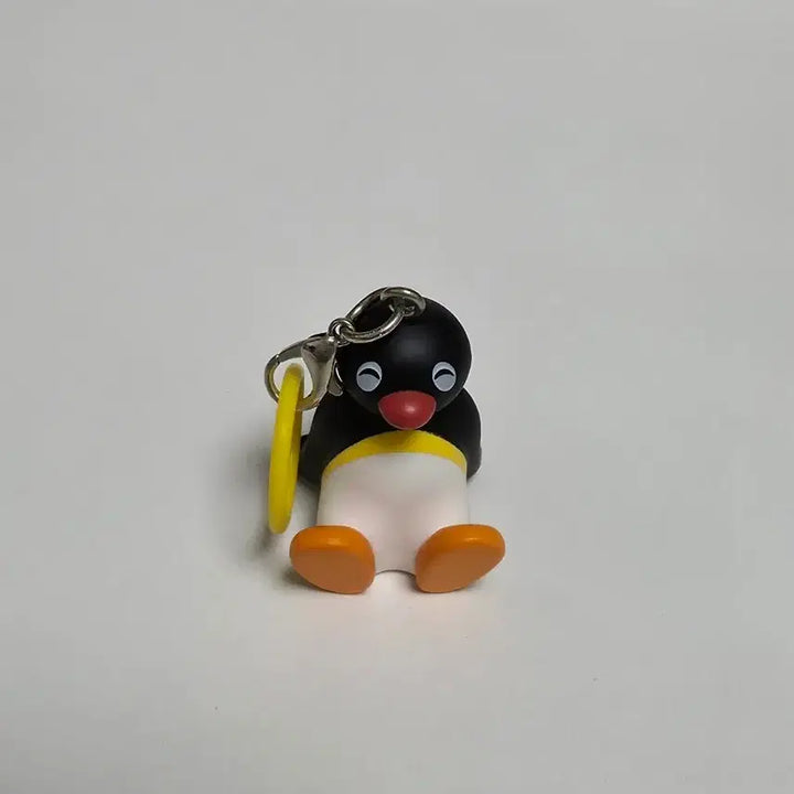 [BUNJANG] Pingu Sitting Figure / 앉아있는 핑구 피규어 메지루시