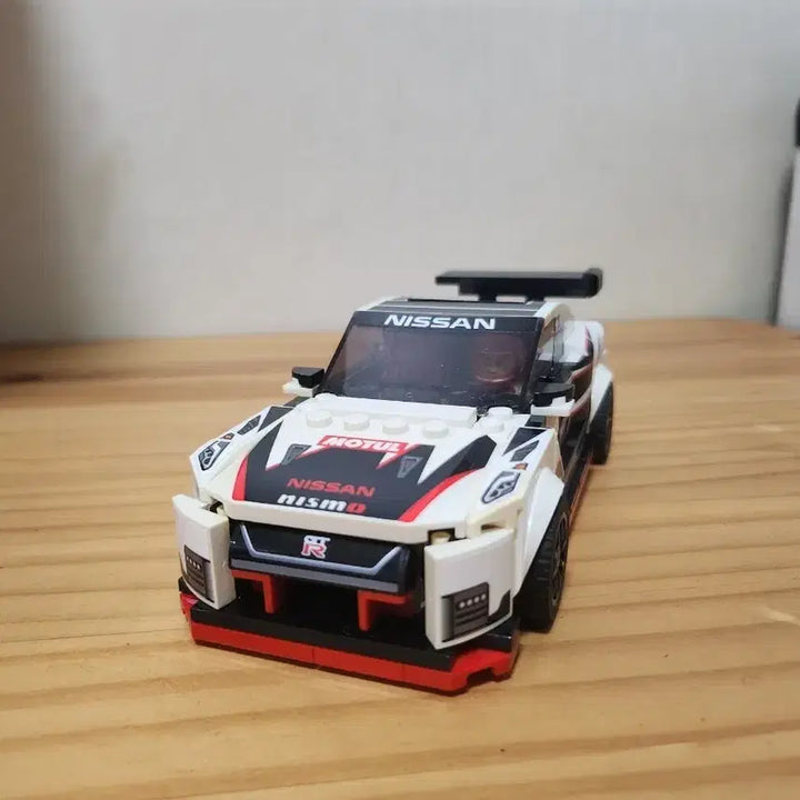 [BUNJANG] LEGO Speed Champions Nissan GT-R NISMO Car / 레고 스피드챔피언 닛산 GT-R 니즈모 자동차