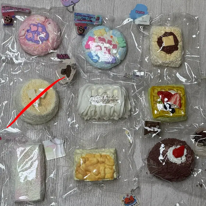 [BUNJANG] Handmade Squishy - Dingjing Bell Mao Long, Chunri Wenqing / 수제 말랑이 판매 딩징벨 마오롱 마오룽 천리 chunri wenqing