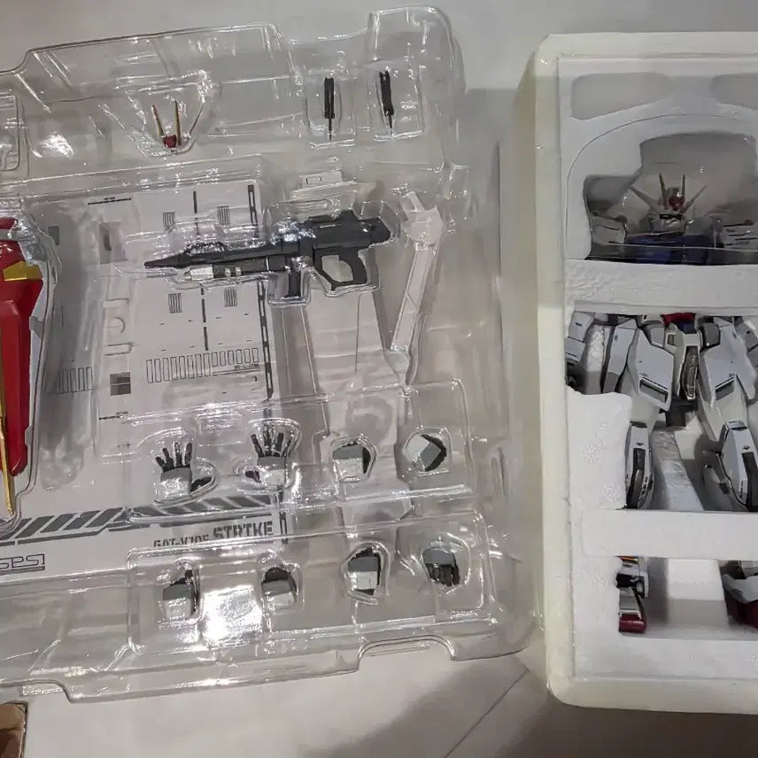 [BUNJANG] Metal Build Strike Gundam GAT-X105 Infinity / 메탈빌드 스트라이크 건담 GAT-X105 인피니티