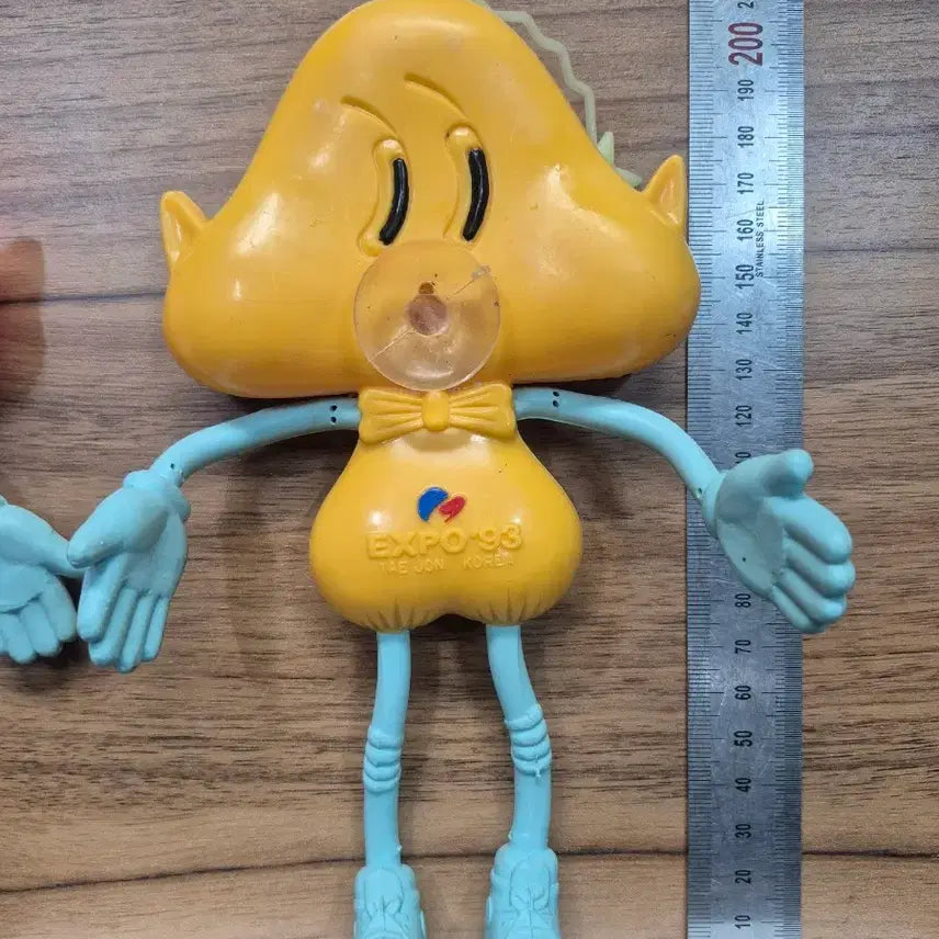 [BUNJANG] 1993 Daejeon Expo Mascot Photo Holder Set (Pink &amp; Yellow) / 1993년 대전엑스포스 인형 사진꽂이 핑크 옐로우 세트2점 일괄