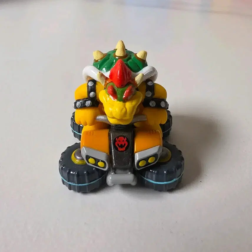 [BUNJANG] Universal Studios Tomica Bundle (Kinopio, Yoshi, Koopa) / 유니버셜스튜디오 토미카 일괄 (키노피오,요시,쿠파)