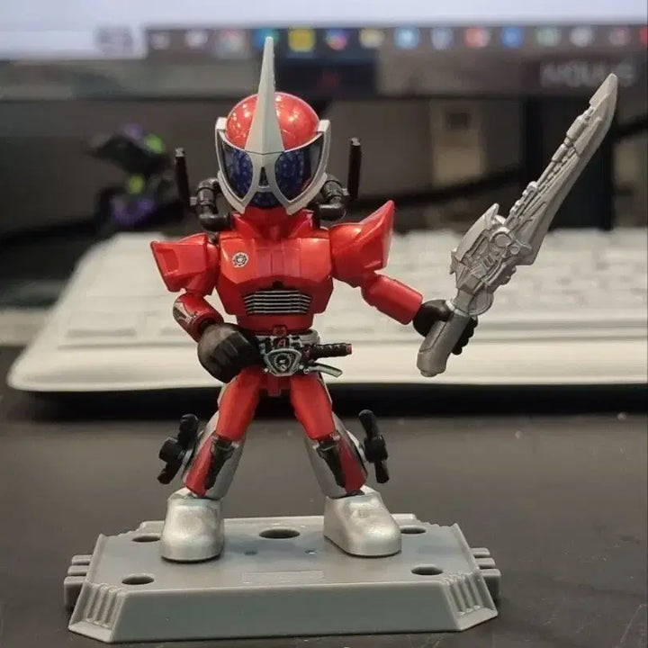 [BUNJANG] Kamen Rider Set (4 Figures + Display Case) / 가면라이더 세트 (총 4종 + 장식장)