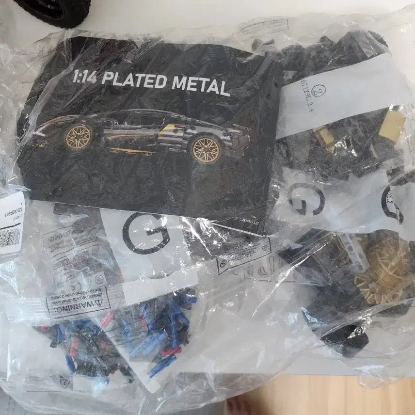[BUNJANG] LEGO Technic Ford F-150 Raptor (42126) and Bonus Sets / 레고 테크닉 포드 F-150 랩터  42126과 기타