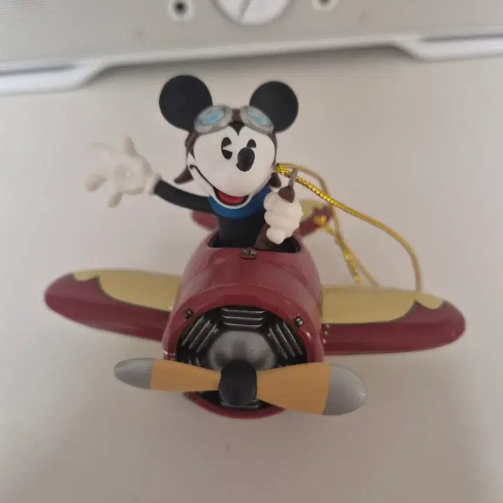 [BUNJANG] Hallmark Mickey Mouse &amp; Bugs Bunny Pilot Airplane Figurine Set (Box Included) / 홀마크 미키마우스 벅스버니 일괄 팝니다(박스O)