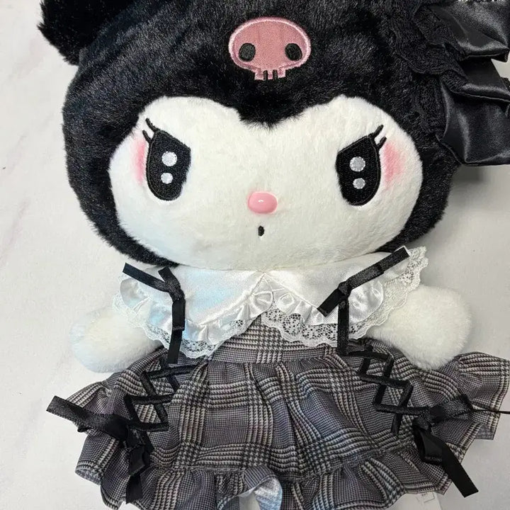 [BUNJANG] Sanrio Kuromi Midnight Melokuro Plush Doll / 산리오 한밤중의 메로쿠로 2탄 쿠로미 인형