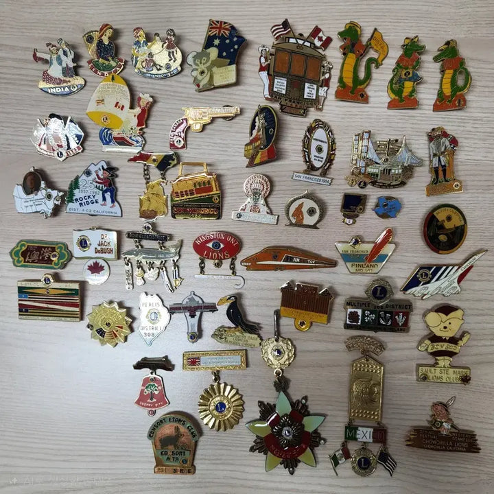 [BUNJANG] Lions Club Badges (Set of 44) / 라이온스클럽 벳지 44개