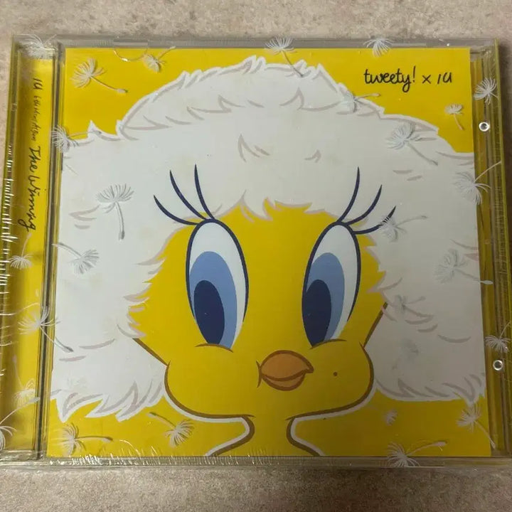 [BUNJANG] IU Tweety Mini 6th Album Special Edition / 아이유 트위티 미니 6집 스페셜 앨범